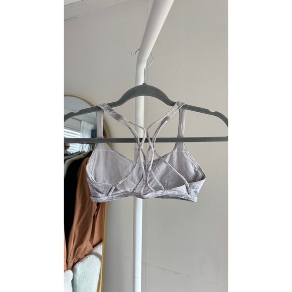 Lululemon Free To Be Bra Wild Womens 4 Grey White Abstract Strappy Excellent - Picture 5 of 7